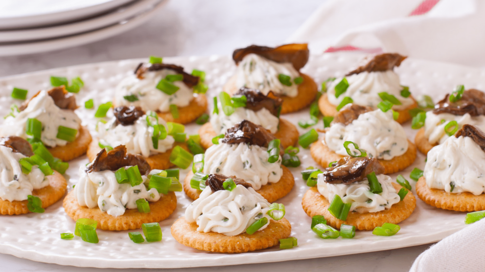 Classic_Smoked_Oyster_Crackers